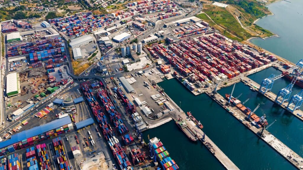 Kazakhstani road carriers to get access to Turkish seaports