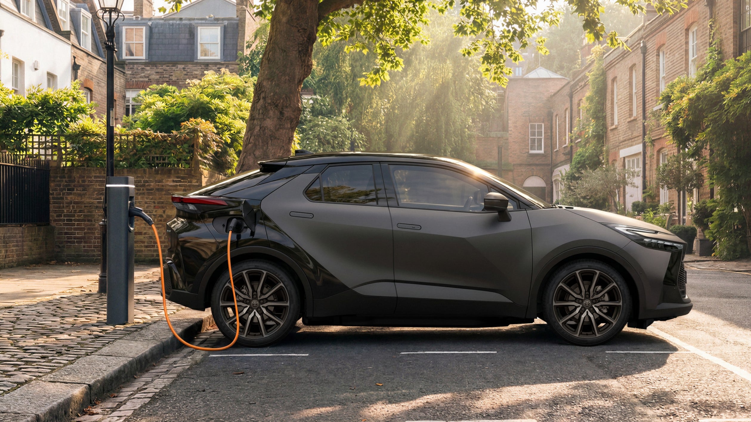 Toyota C-HR, C-HR GR Sport, Toyota, гибрид Toyota, Onyx Grey, автомобили в Казахстане