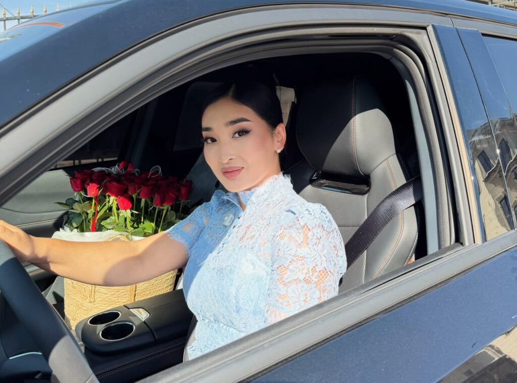 Айзада Жамгырчиева көлігін көрсетті/фото: Instagram