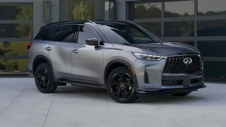 Infiniti QX60 с V6 и полным приводом готовят к продаже в Казахстане