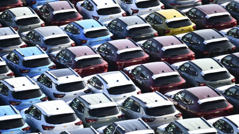 China clamps down on auto exports with stricter permit rules