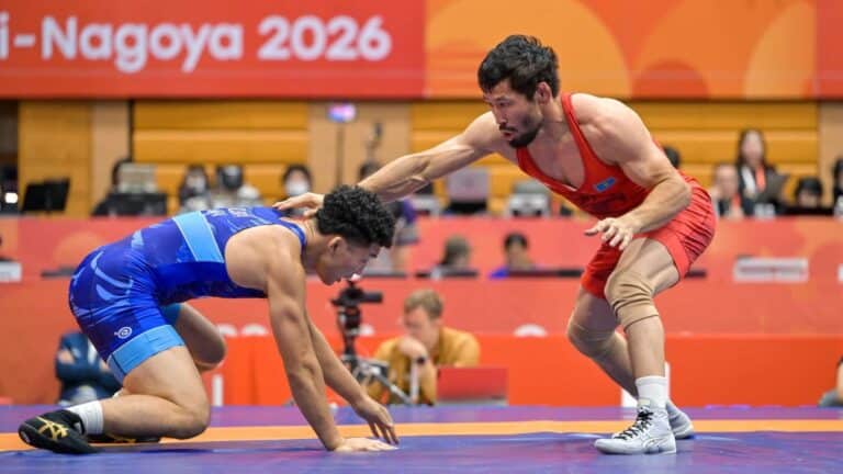 Демеу Жадыраев Париж Олимпиадасының чемпионына есе жіберді