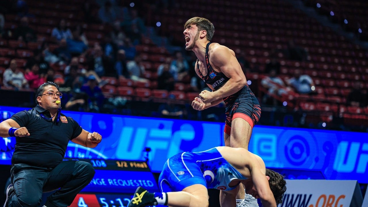 Айбек Айтбеков и Юсуф Ашрапов стали чемпионами мира U23 по греко-римской борьбе в Лас-Вегасе. Темирлан Турдакын вышел в еще один финал.