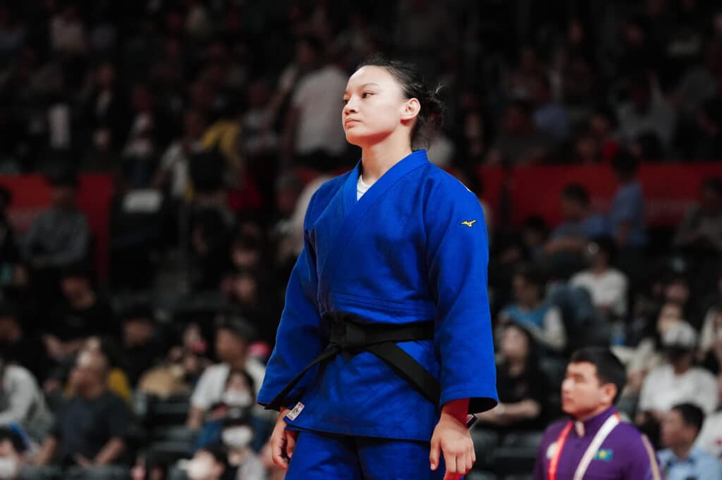 Ажар Асхат (70 кг) стала вице-чемпионкой Азиады-2026. В финале казахстанская дзюдоитска проиграла японке Рин Маэде.