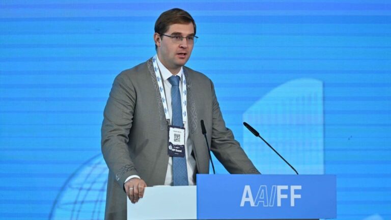 ЖИ дәуіріндегі басты актив – адам мен  идея: Турлов Digital Bridge форумында не айтты