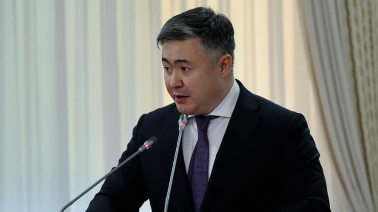 Глава Нацбанка ответил экспертам, предлагающим положить пенсионные на депозит