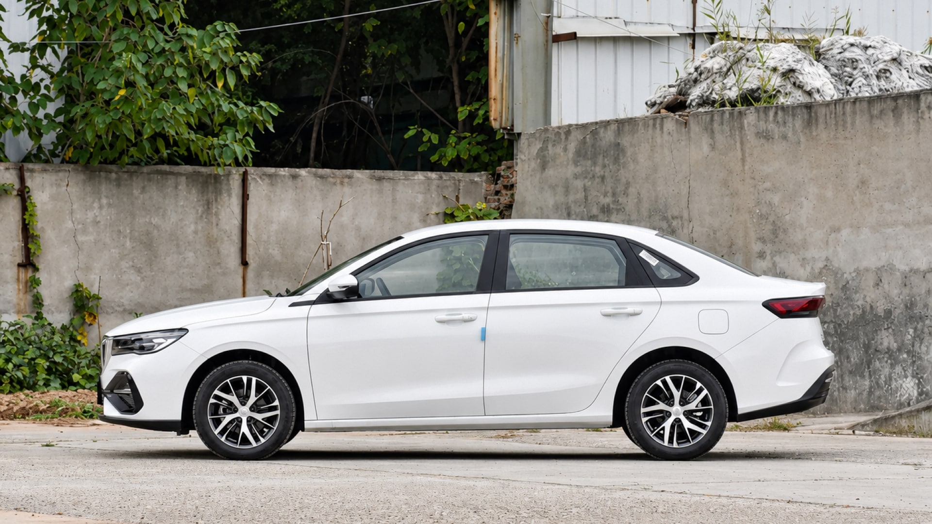 Geely Emgrand, джили эмгранд