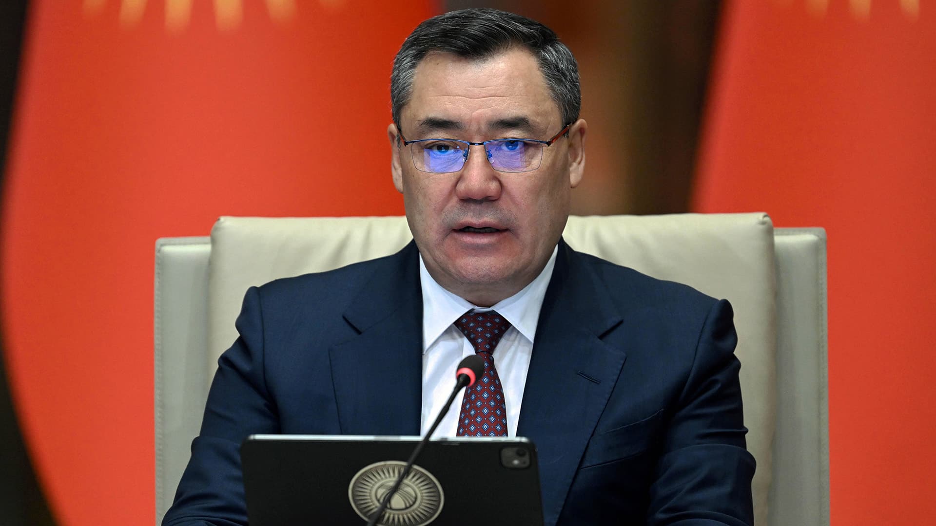 Садыр Жапаров