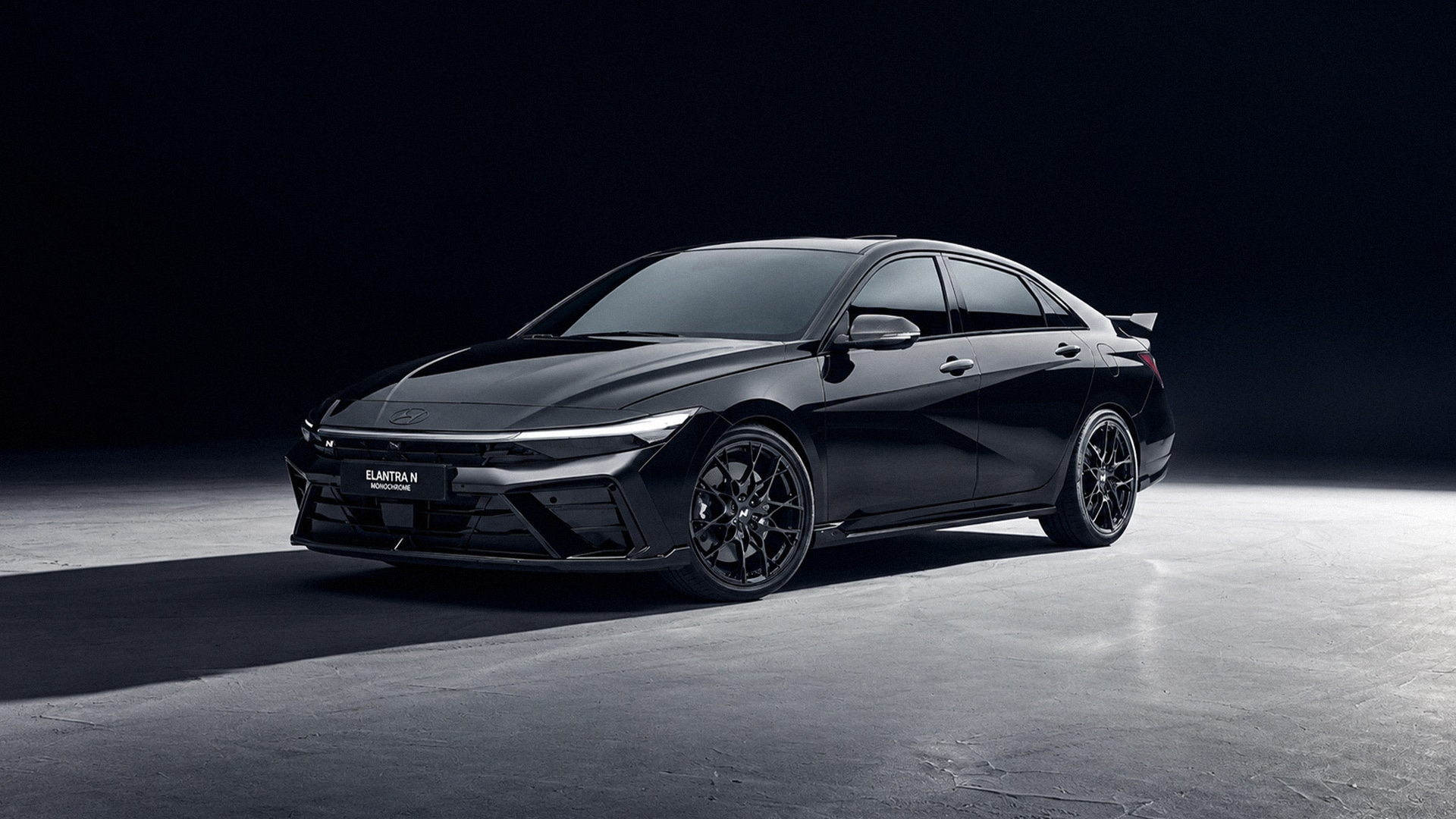 Hyundai Elantra N Monochrome, хендай элантра н 2026