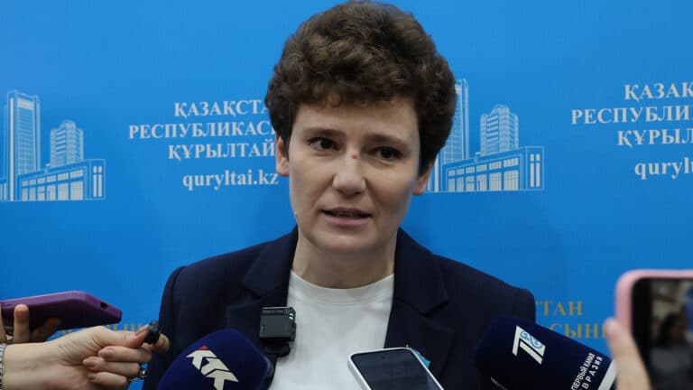 «Выжить нереально»: Смышляева объяснила зависимость Казахстана от чужих IT-сервисов