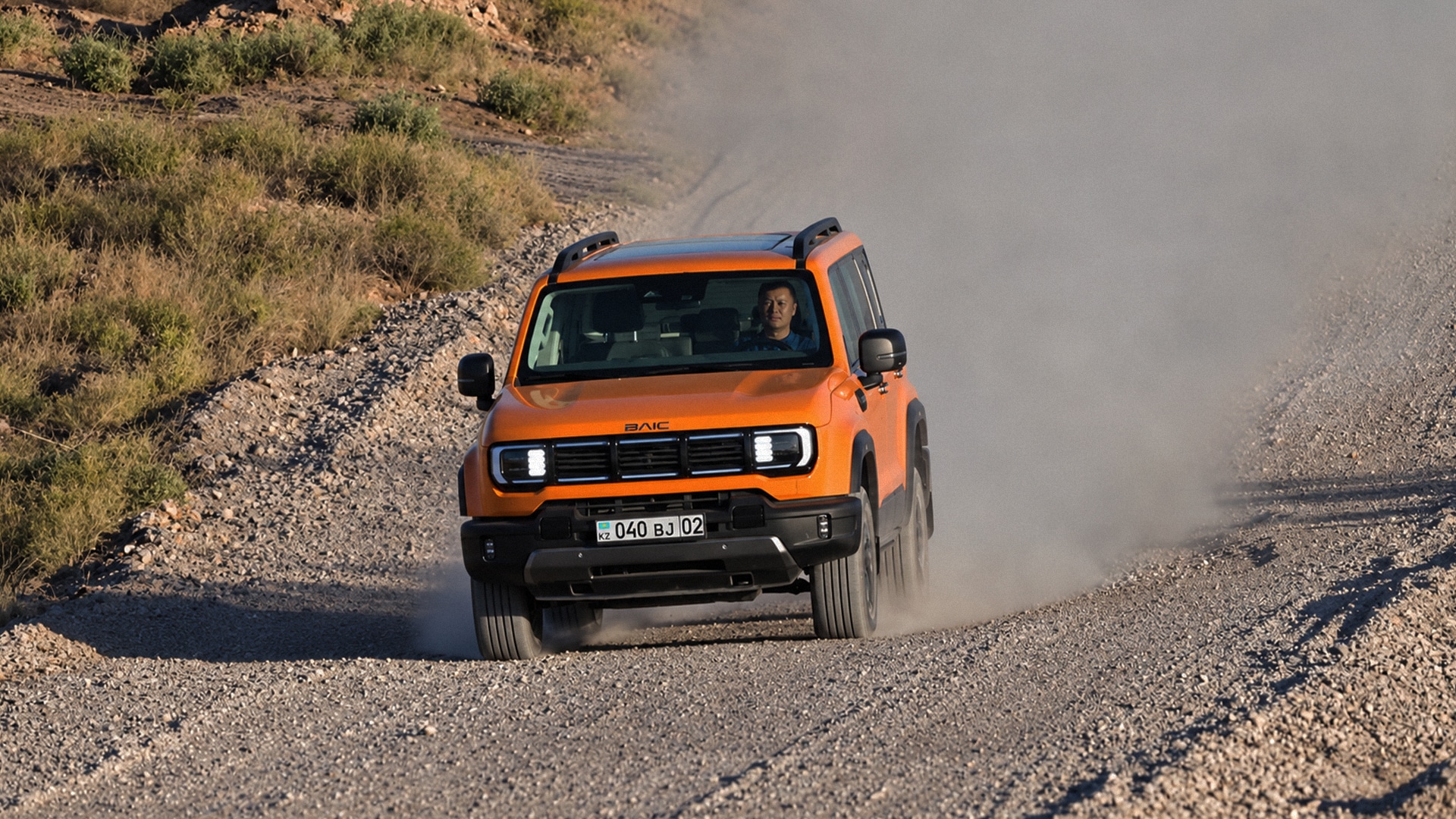 BAIC BJ40 Pro, BAIC Казахстан, китайский внедорожник, тест-драйв, Диас Валихан, рамный внедорожник, полный привод, бездорожье, расход топлива, цена BAIC BJ40 Pro, внедорожники в Казахстане, автомобильный рынок Казахстана.