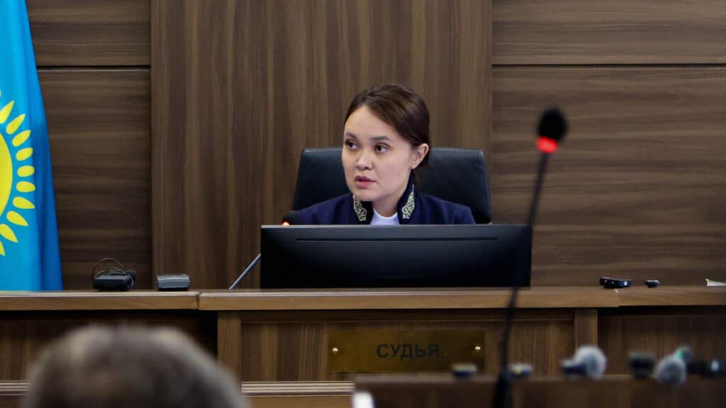 Дело о гибели фельдшера в Астане вернули прокурорам — решение суда