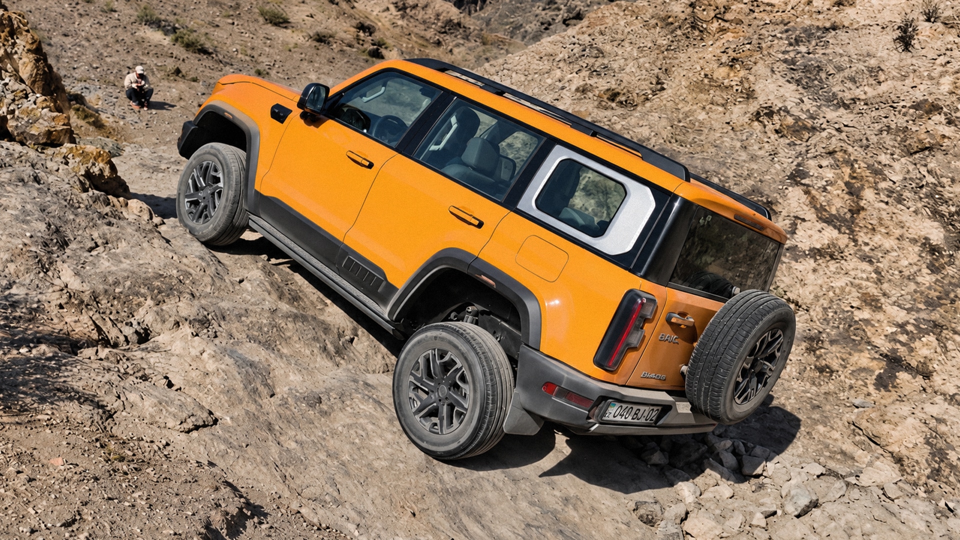 BAIC BJ40 Pro, BAIC Казахстан, китайский внедорожник, тест-драйв, Диас Валихан, рамный внедорожник, полный привод, бездорожье, расход топлива, цена BAIC BJ40 Pro, внедорожники в Казахстане, автомобильный рынок Казахстана.