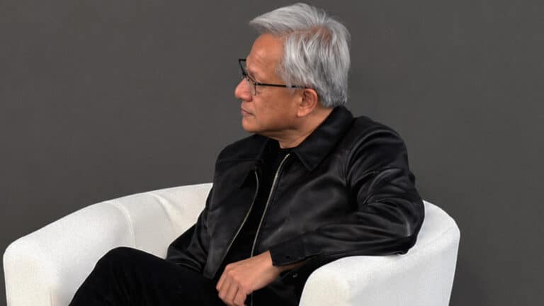 Глава NVIDIA назвал Казахстан первой страной, желающей стать ИИ-нацией