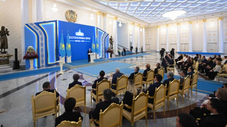 Тоқаев: Әлеуметтік жеңілдіктердің кейбірі жымқыру негізінде беріліп жатыр