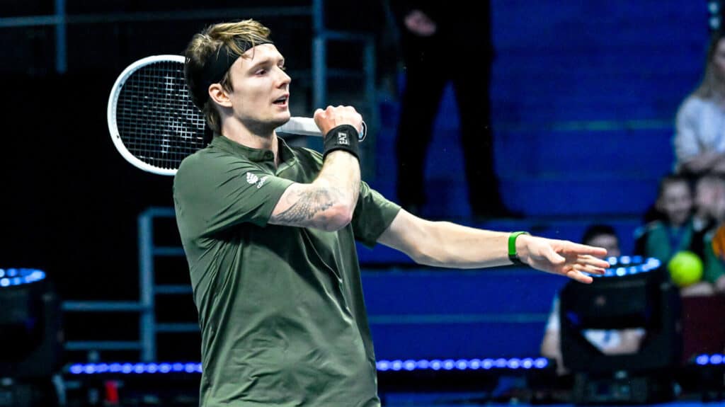 Александр Бублик неудачно сыграл в парном разряде Rolex Shanghai Masters-2026
