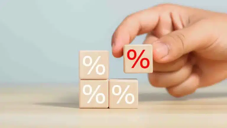 Ұлттық банк базалық мөлшерлемені неліктен бірден 1%-ға төмендетпеді