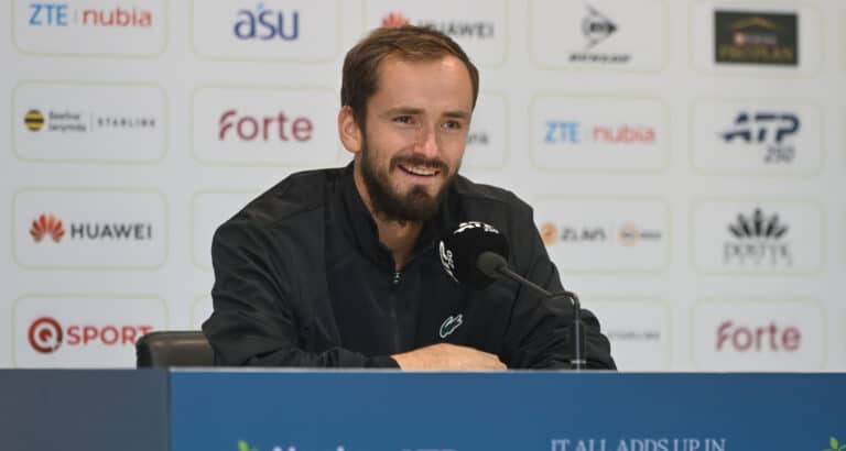 Медведев прокомментировал снятие Бублика с полуфинала Almaty Open