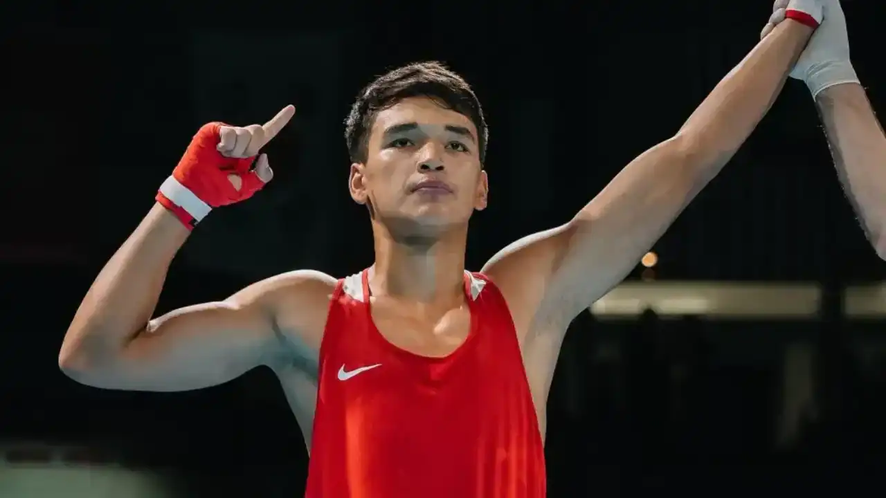 Бибарыс Аширбай и Данияр Акбисенов вышли в 1/8 финала чемпионата мира U19 по боксу