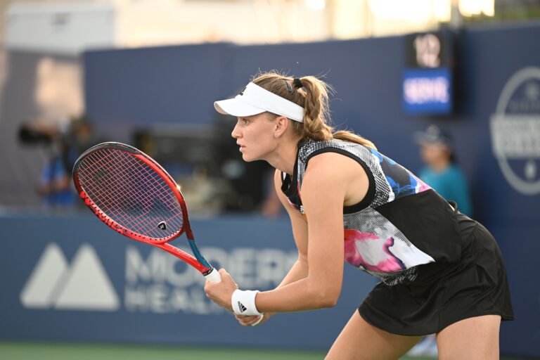 Рыбакина установила исторический рекорд WTA