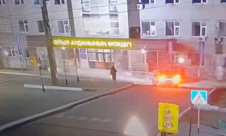 Водителя BMW оштрафовали за дрифт перед акиматом в Актюбинской области