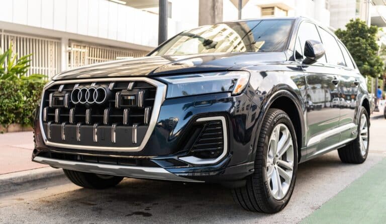 Трамп объявил, что Audi вложит $4 млрд в завод внедорожников в США