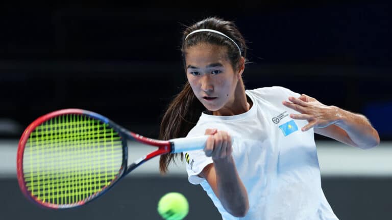 Жибек Куламбаева не пробилась в финал Guangzhou Open-2026